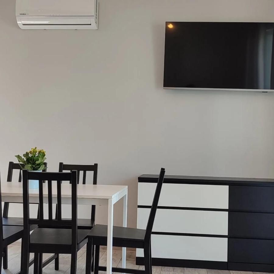 Apartamenty Wilga Spokojne Miejsce Z Calorocznym Jacuzzi I Letnim Basenem วิลกา ภายนอก รูปภาพ