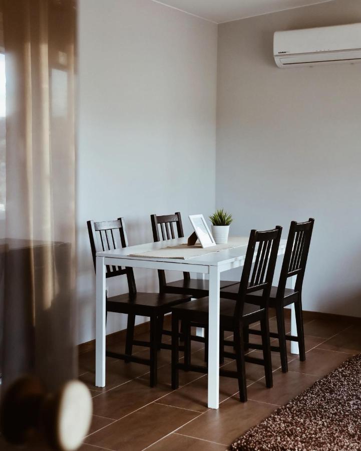 Apartamenty Wilga Spokojne Miejsce Z Calorocznym Jacuzzi I Letnim Basenem วิลกา ภายนอก รูปภาพ